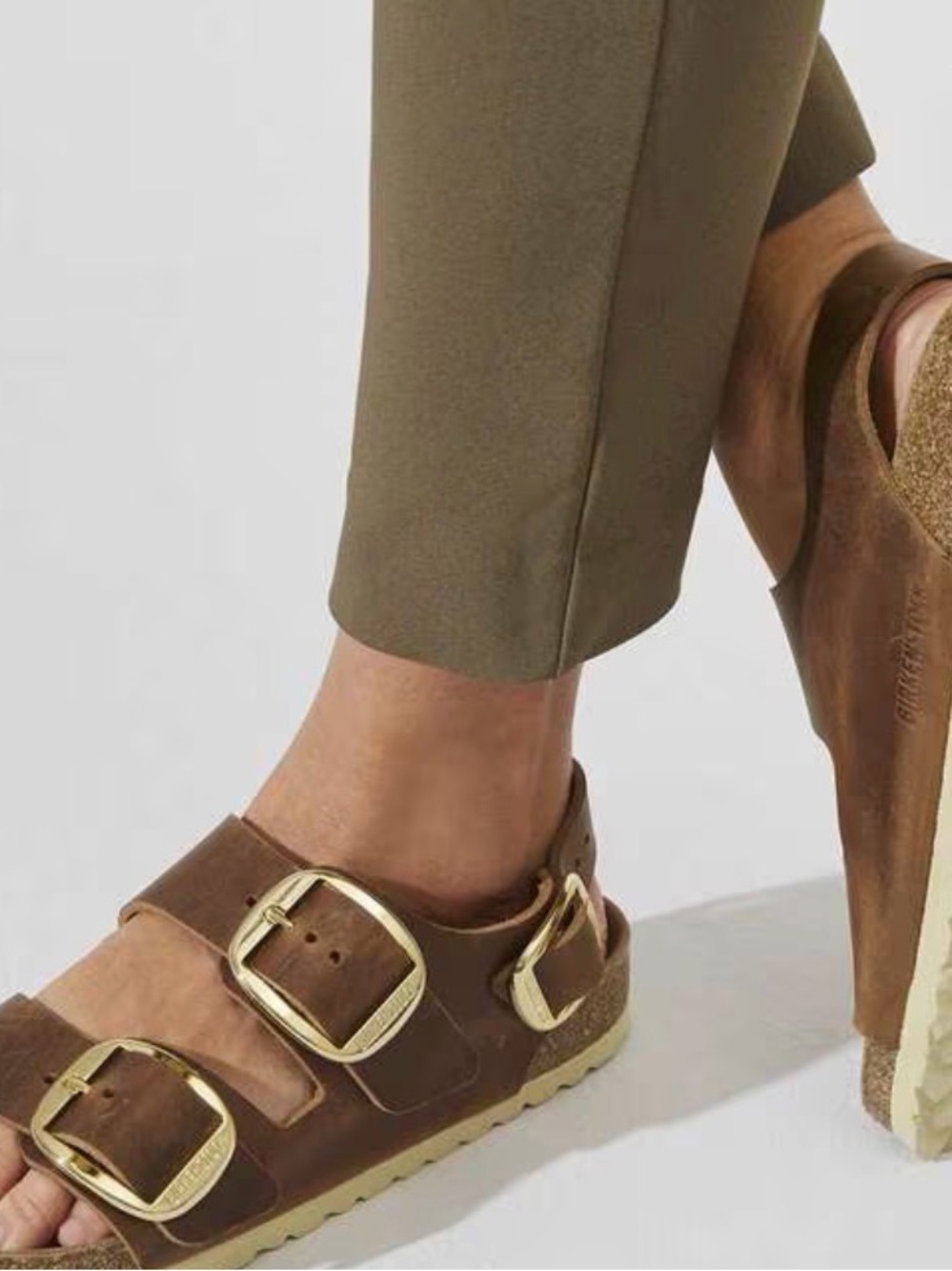 Birkenstock Womens US 7 Milano Big Buckle Oiled Leather Sandals NEW IN BOX - Picture 3 of 4